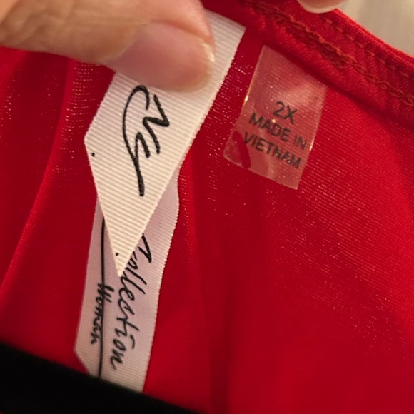 NY Collection Woman 2X Red Velvet Burnout Layered Tank Look w/V-Neck Top Blouse - Picture 2 of 9